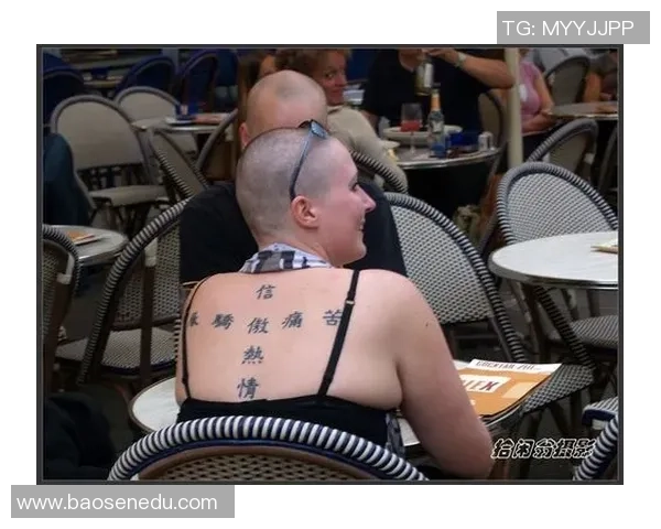 德国街头足球明星的女友生活揭秘与甜蜜瞬间分享 德国街头足球明星的女友生活揭秘与甜蜜瞬间分享